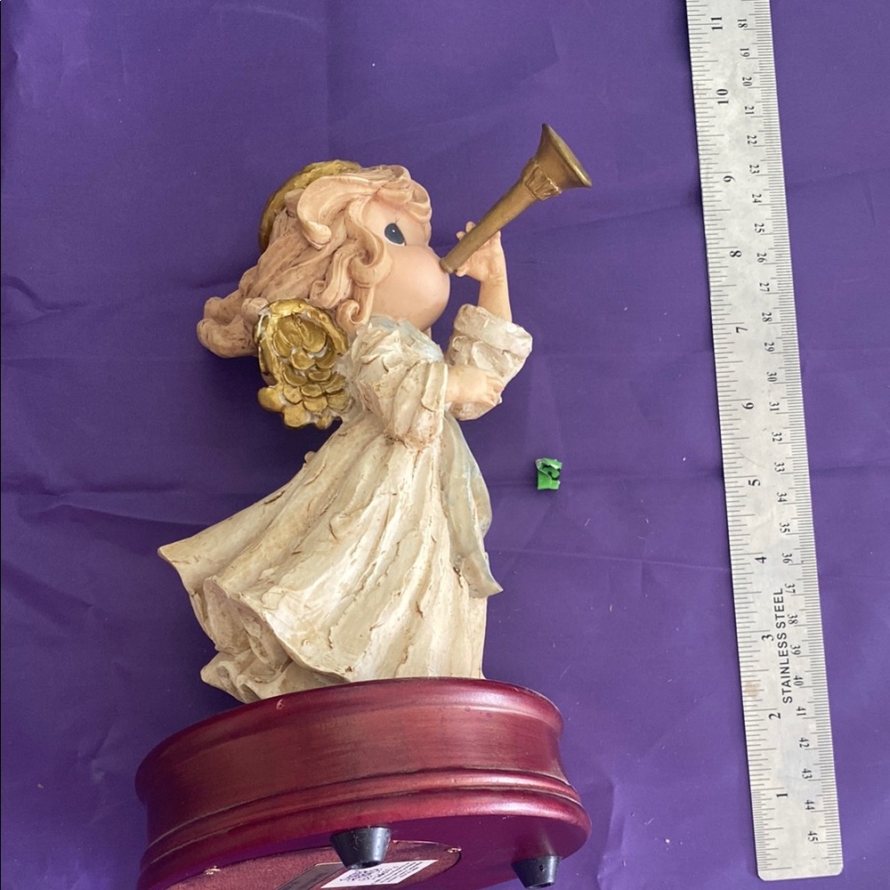 Precious Moments Angel Candle Holder - Cream and Gold